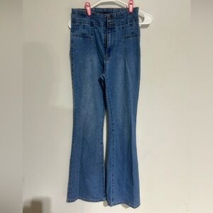 Women's No Boundaries High-Rise MEDIUM Blue Jeans Size 7. NO POCKETS